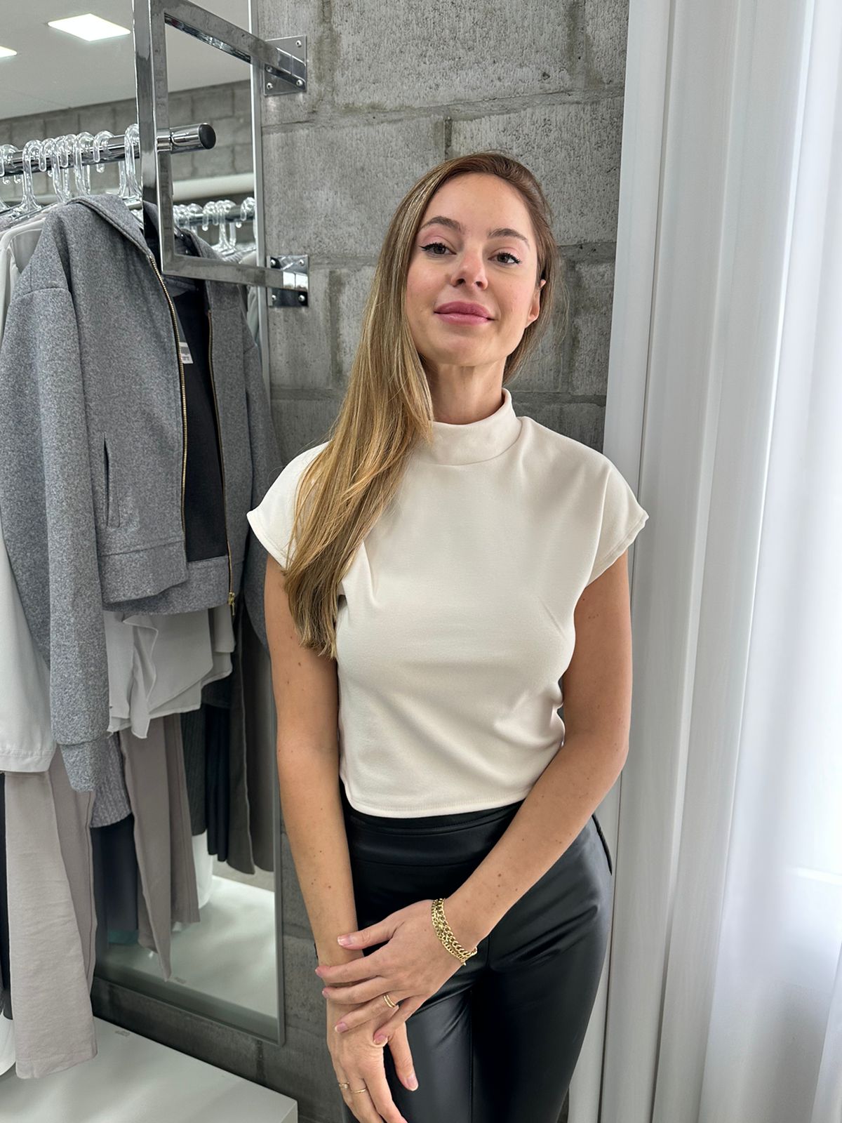 Blusa Comfy Manga Curta