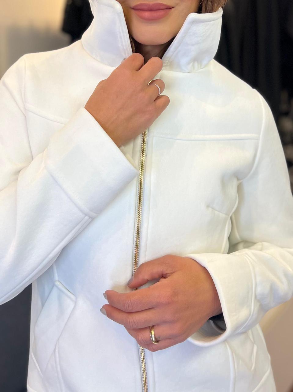 Casaco Veludo Zíper Bolso