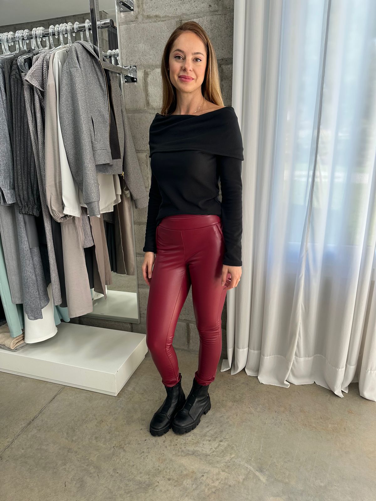 Skinny Couro Suede