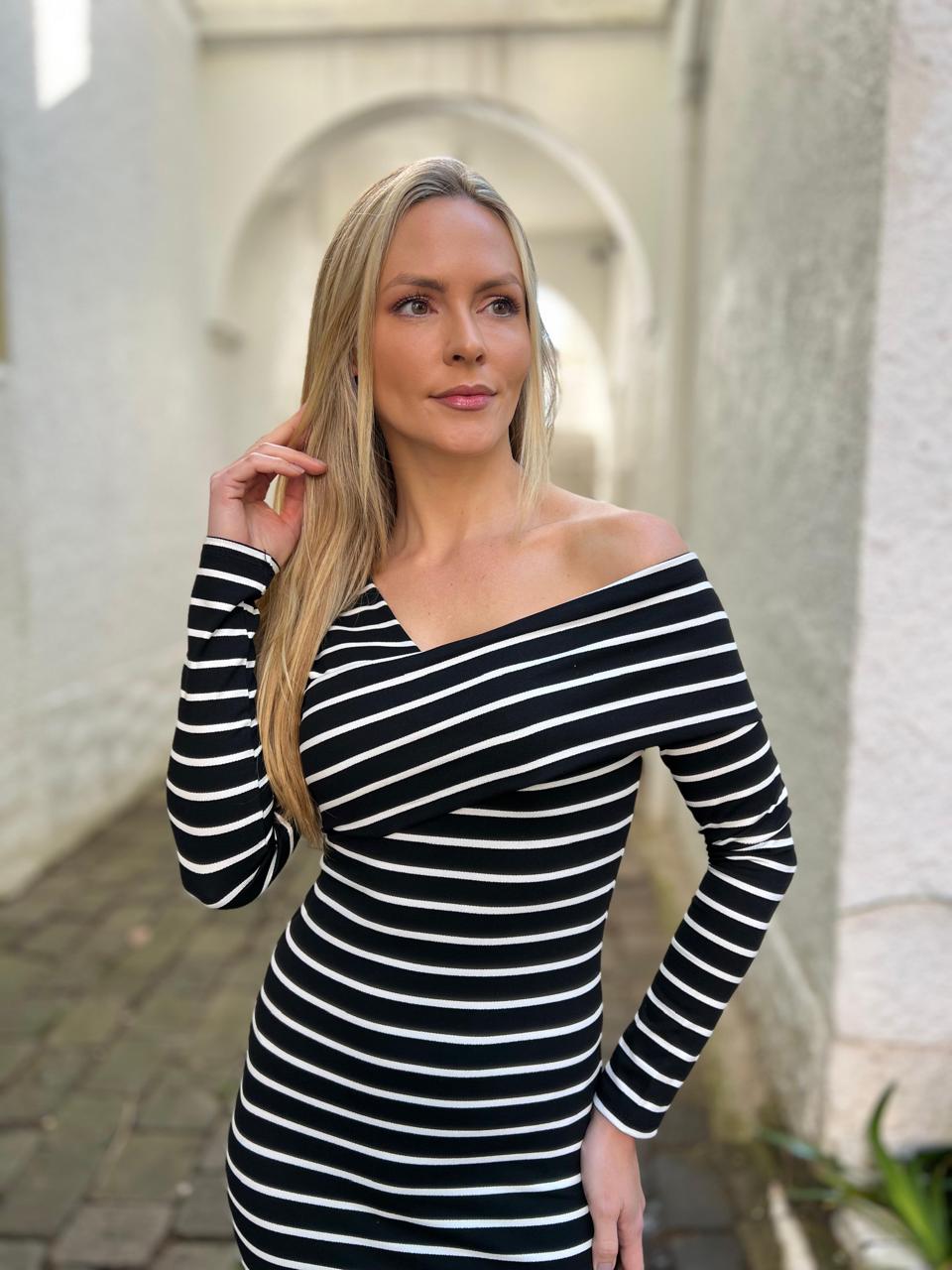 Vestido Listra Assimétrico