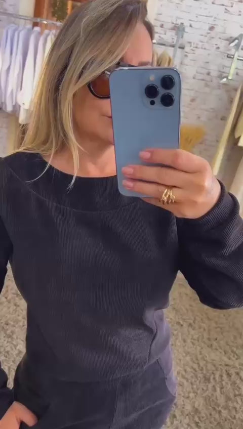 Blusa Cotelê Recortes